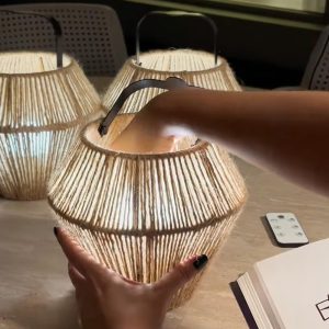 lantern con foco recargable