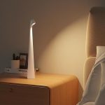 Lámpara LED recargable dimerizable de mesa Wizard white