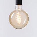 Foco led Amber base G125 4W 2500K Dimerizable