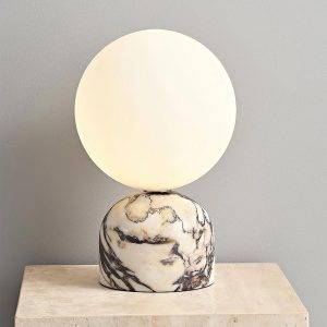 LAMPARA DE MESA en tendencia