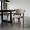 Silla de comedor sin brazos Karlyn de tela beige