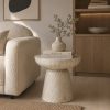 Mesa auxiliar Klyra con acabado en travertino beige Ø40cm