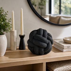 Adorno decorativo. Cómprala ya en Almacenes Marriott, la tienda online líder en Ecuador en decoración.
