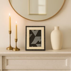 Adorno decorativo. Cómprala ya en Almacenes Marriott, la tienda online líder en Ecuador en decoración.