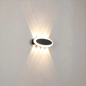 Lámpara. Cómprala ya en Almacenes Marriott, la tienda online líder en Ecuador en decoración e iluminación.