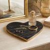 Adorno decorativo. Cómprala ya en Almacenes Marriott, la tienda online líder en Ecuador en decoración.